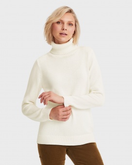 Newhouse CAroline Turtleneck Offwhite